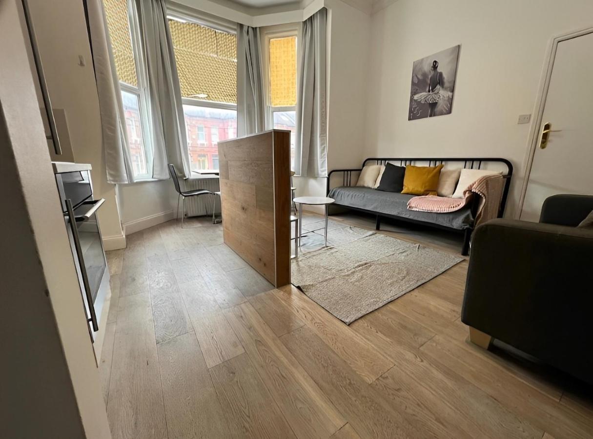 Nice Studio Shepherd'S Bush London Near Everything Buitenkant foto